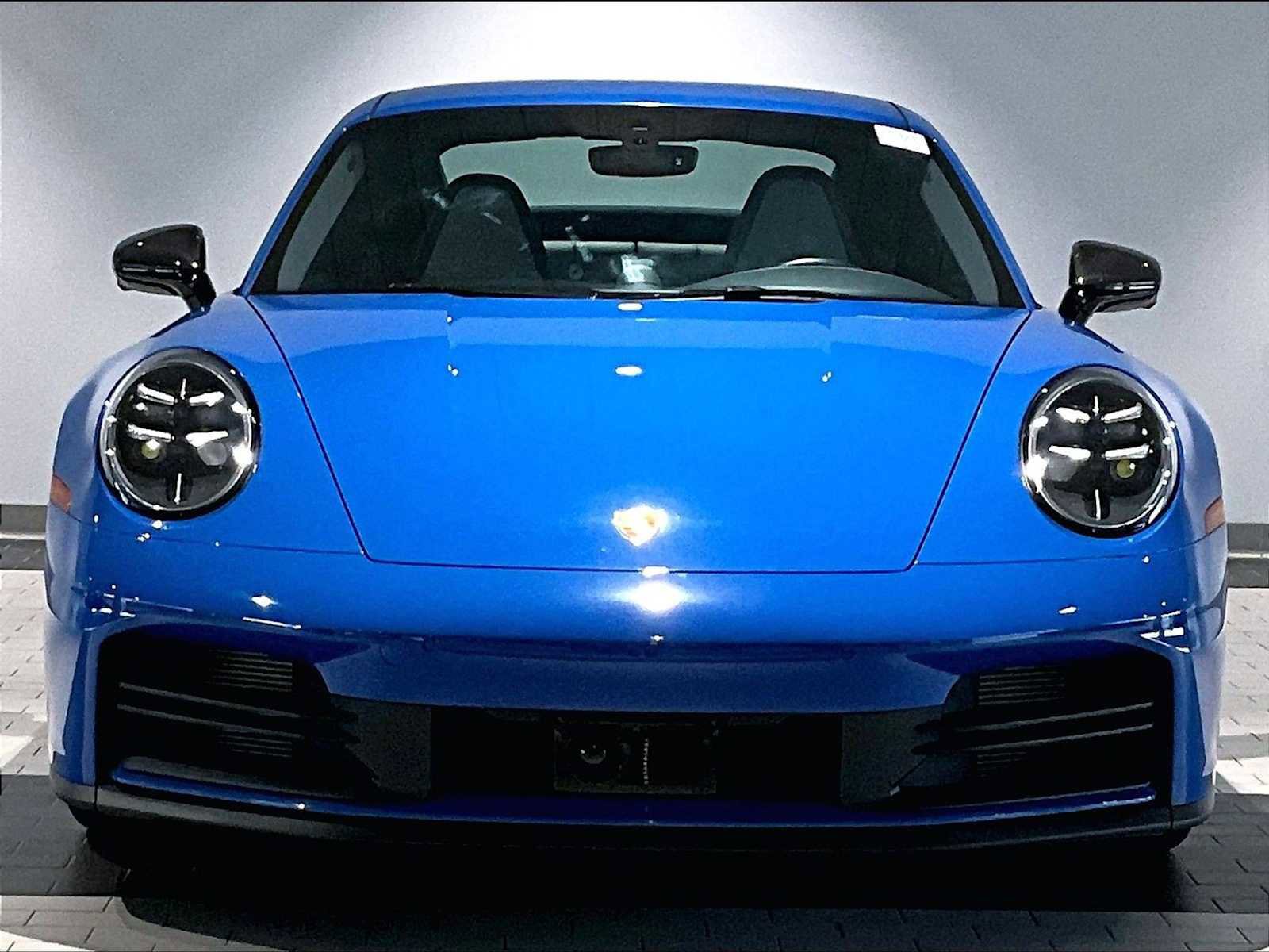 Used 2025 Porsche 911 Carrera S image 13
