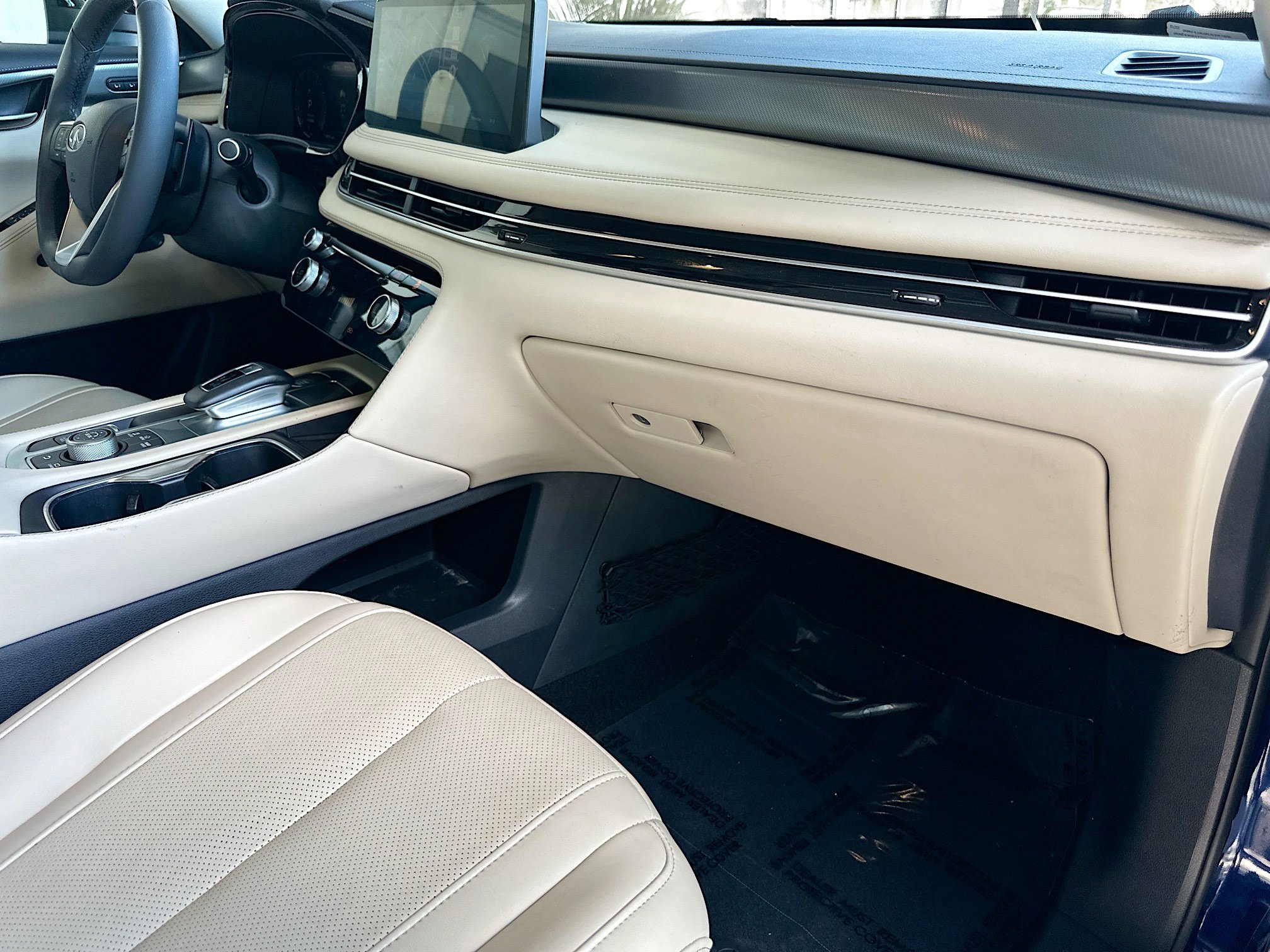 Used 2023 INFINITI QX60 Luxe w/ Cargo Package image 31