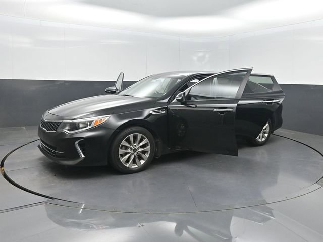 Used 2018 Kia Optima S FWD image 33