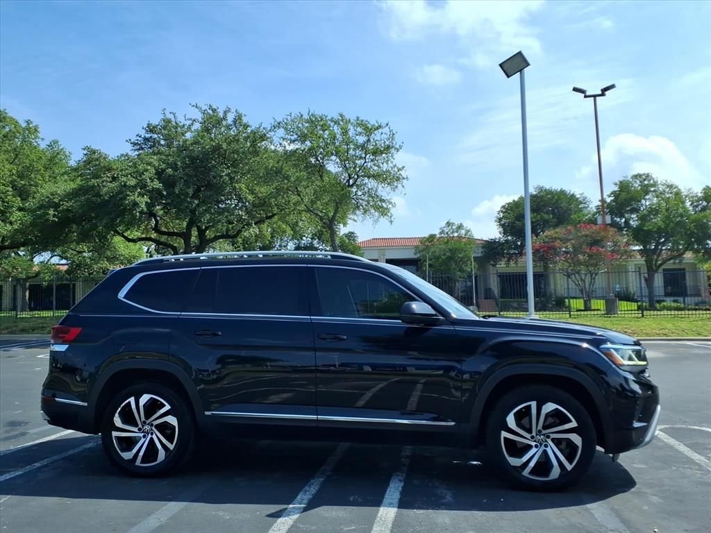 Used 2021 Volkswagen Atlas SEL Premium AWD/4WD image 4