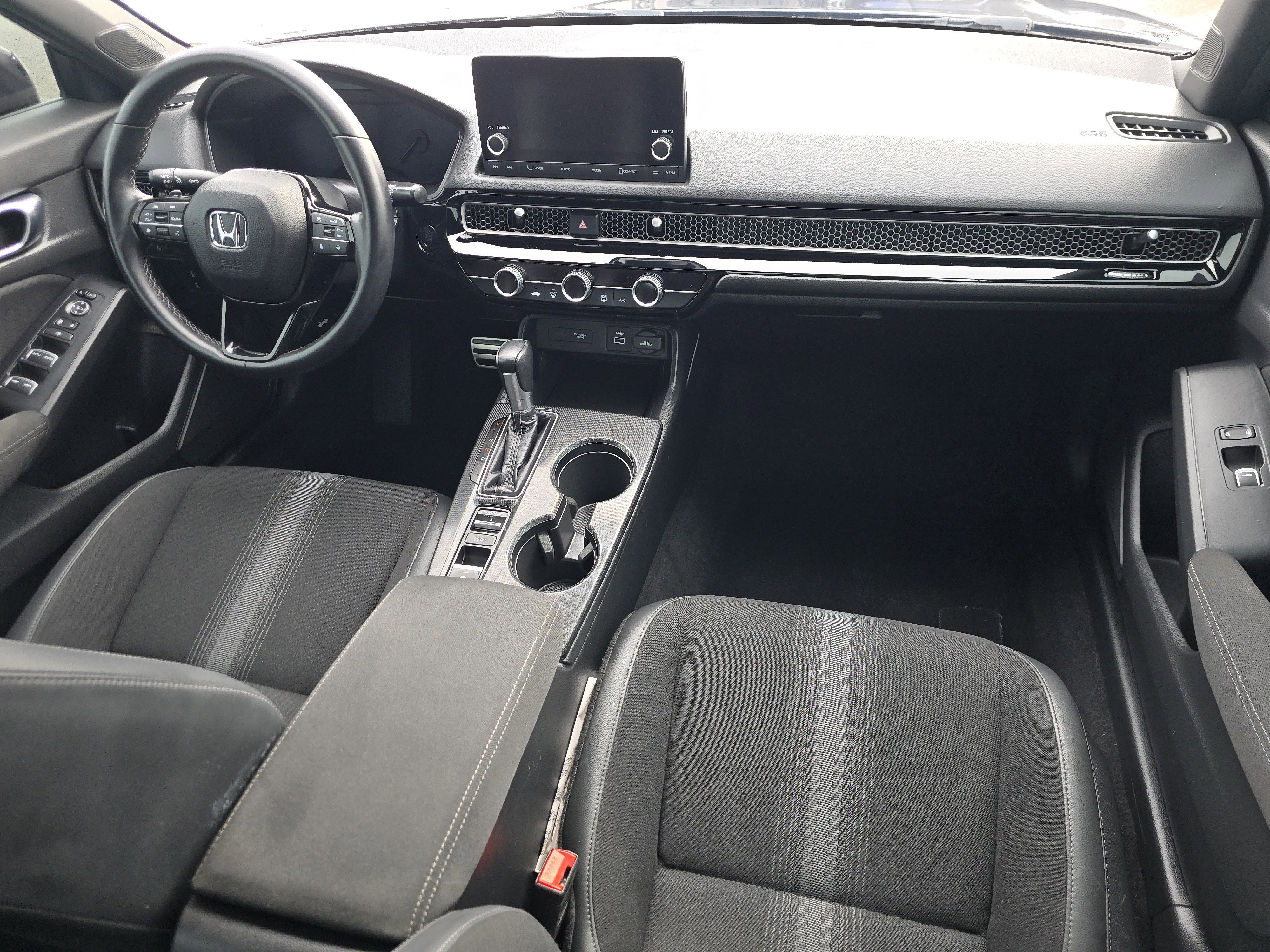 Used 2023 Honda Civic Sport image 18