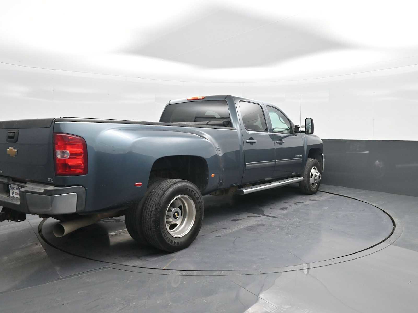 Used 2012 Chevrolet Silverado 3500 LTZ image 8