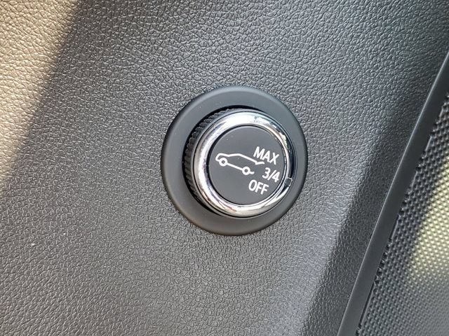 Certified 2023 Buick Envision Preferred AWD/4WD image 23