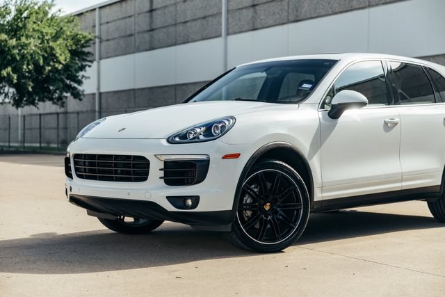 Used 2016 Porsche Cayenne S AWD/4WD image 29