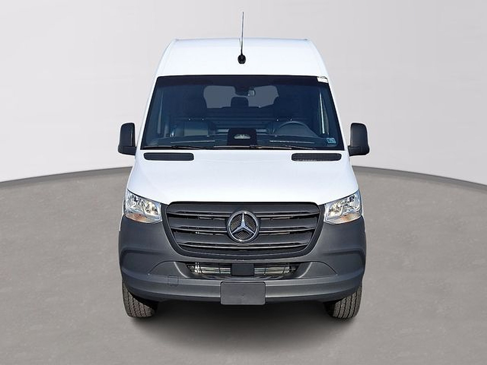 Used 2026 Mercedes-Benz Sprinter 2500 image 2
