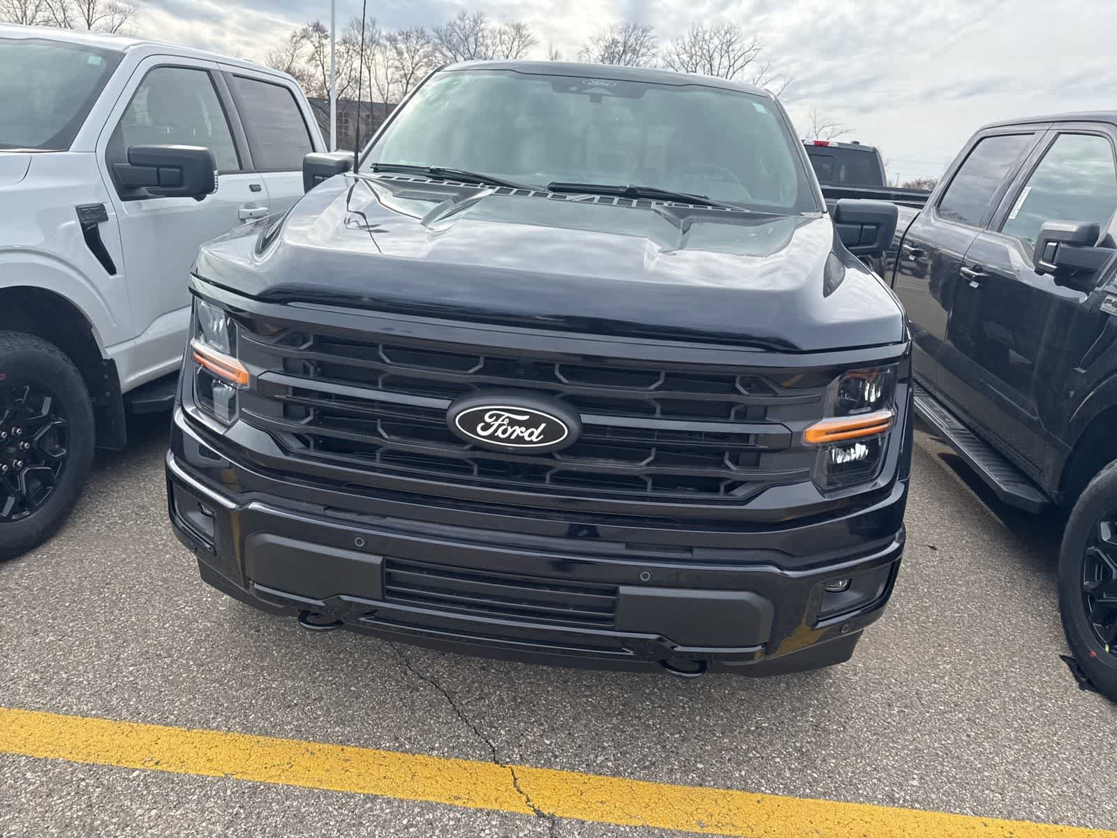 New 2026 Ford F150 XLT w/ Equipment Group 302A MID image 4
