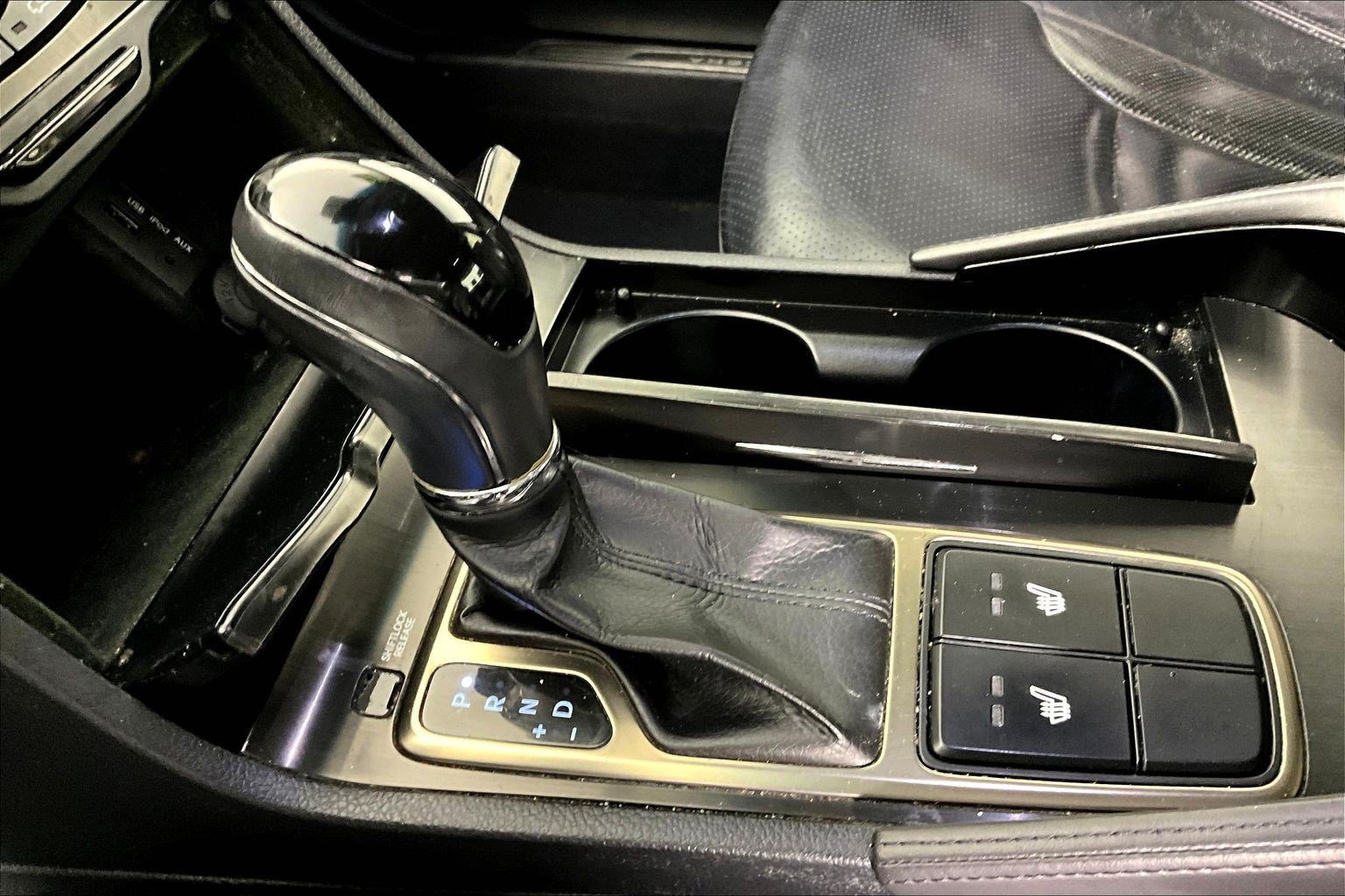 Used 2013 Hyundai Azera FWD image 18