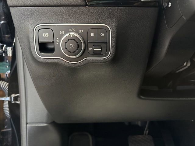 Used 2024 Mercedes-Benz GLA 250 4MATIC image 23