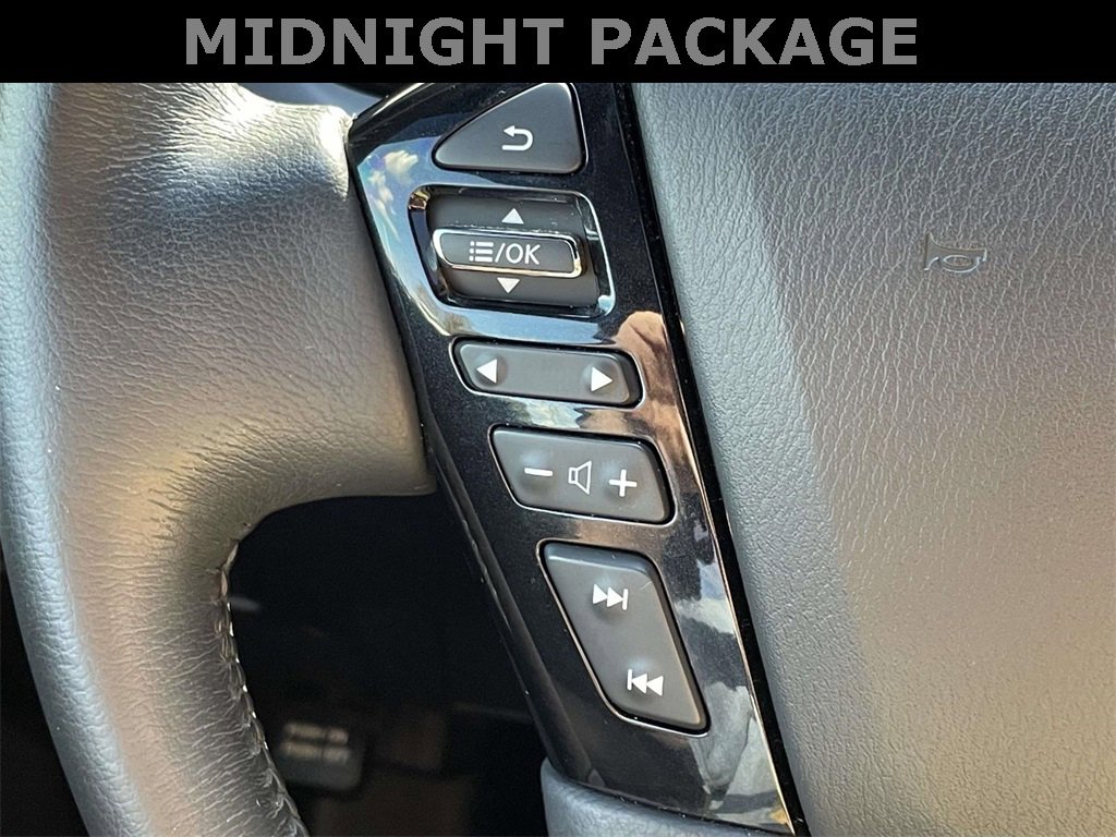 Used 2023 Nissan Armada SL w/ Midnight Edition Package image 23