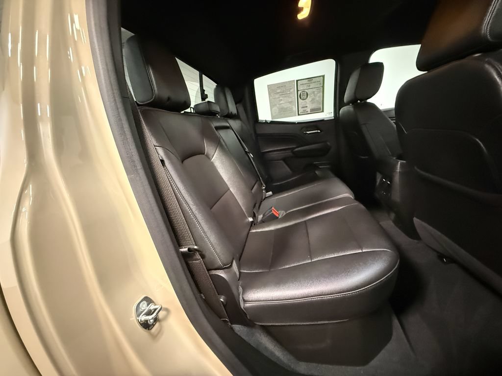 Used 2023 GMC Canyon Elevation w/ Elevation Premium Package AWD/4WD image 14