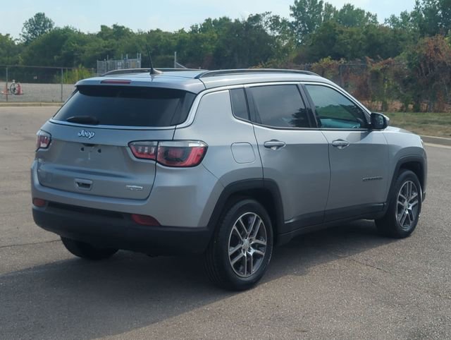 Certified 2020 Jeep Compass Latitude image 3