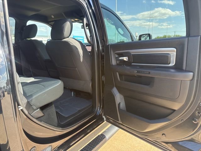 Used 2022 RAM 1500 Classic Warlock w/ Electronics Group AWD/4WD image 40