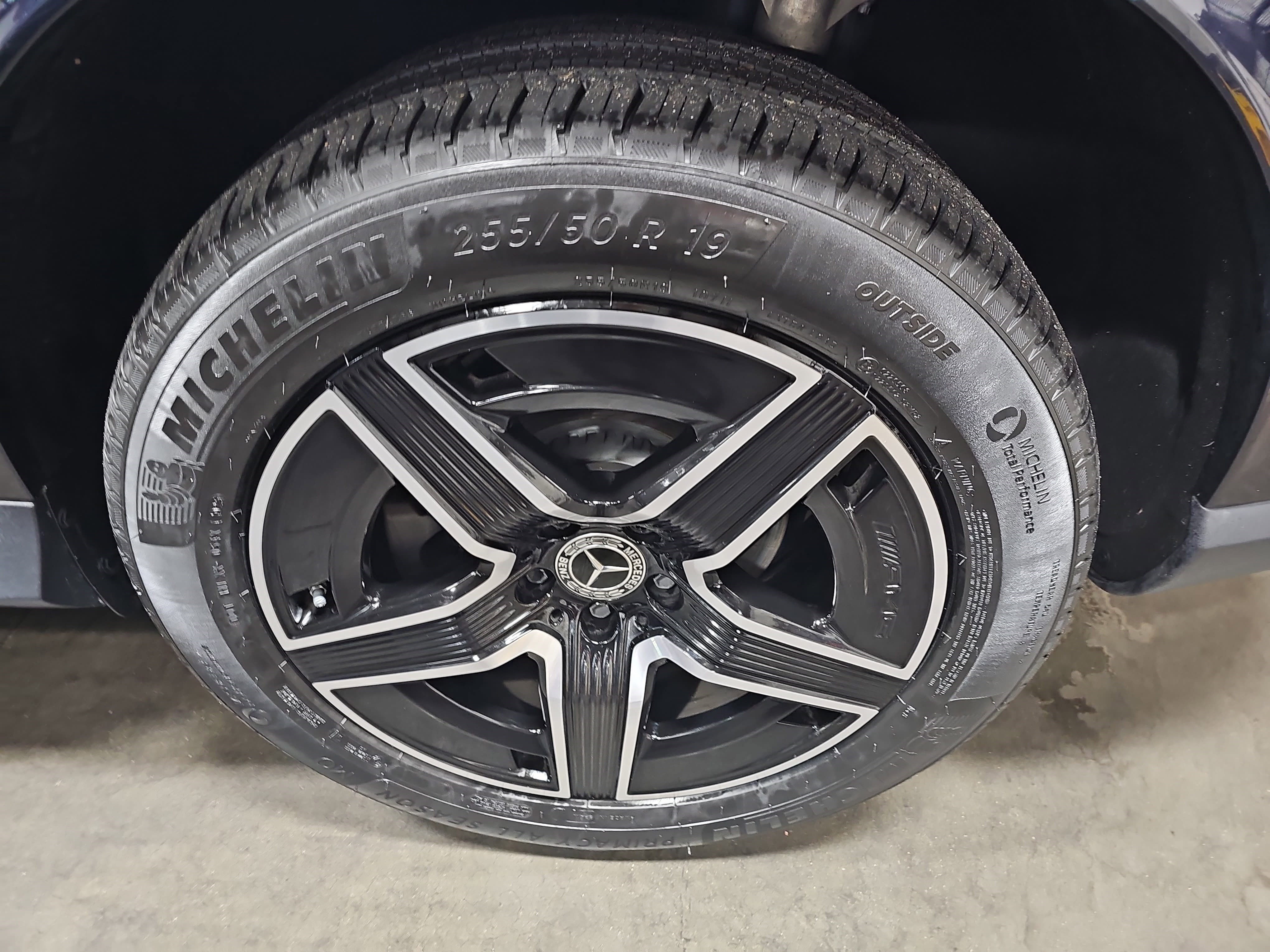 Certified 2024 Mercedes-Benz GLC 300 4MATIC image 36