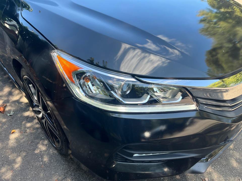 Used 2017 Honda Accord Sport image 28