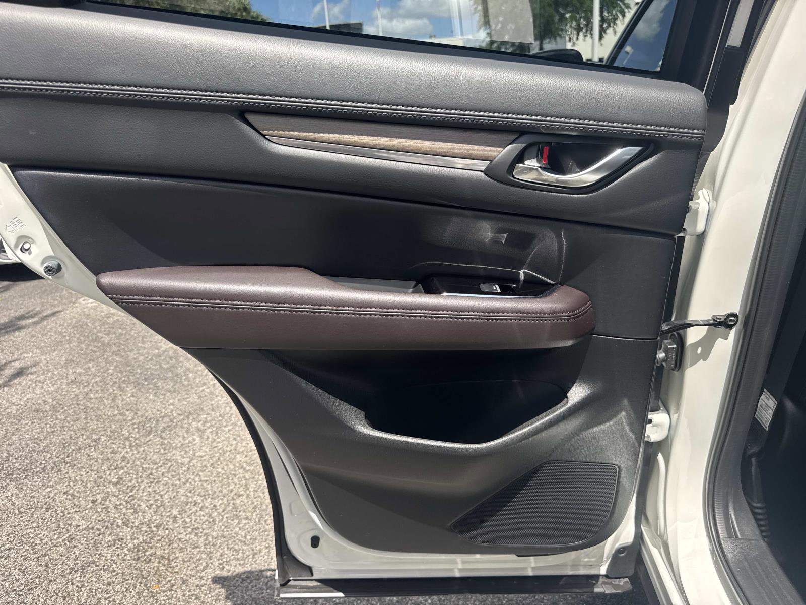 Used 2023 MAZDA CX-5 Signature image 12