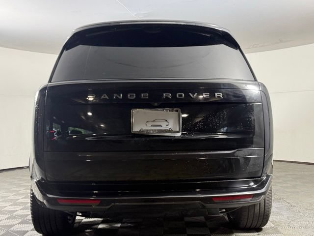 Used 2024 Land Rover Range Rover Long Wheelbase SE AWD/4WD image 7