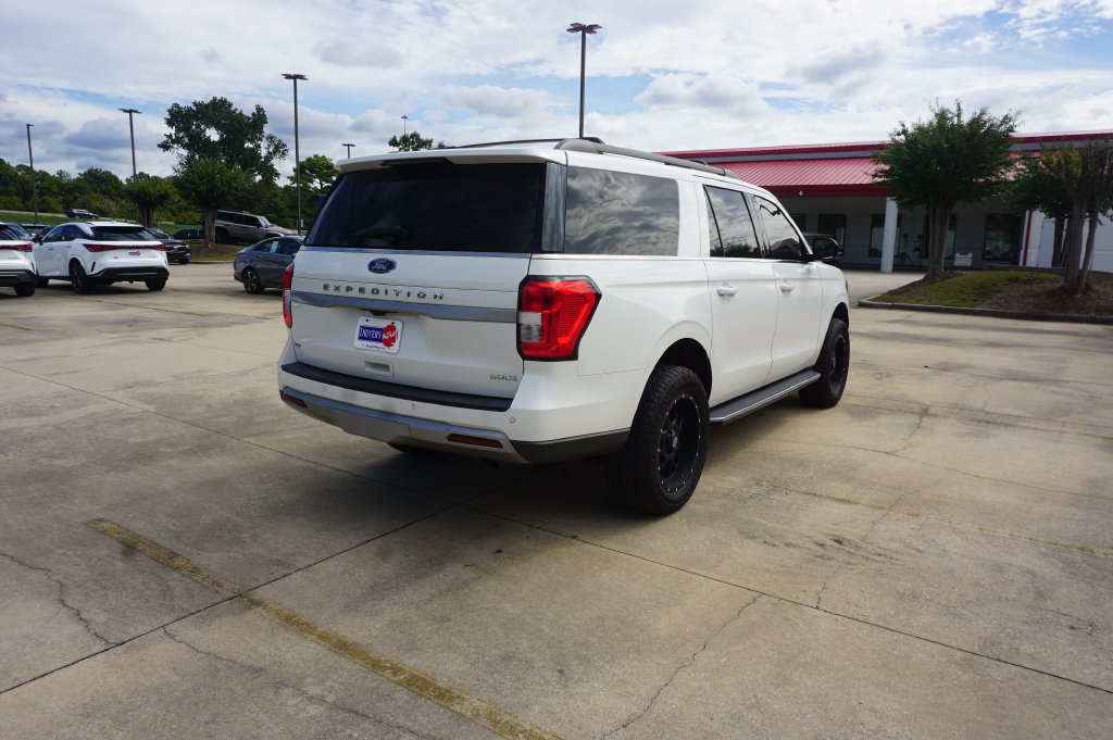 Used 2022 Ford Expedition Max XLT RWD image 26