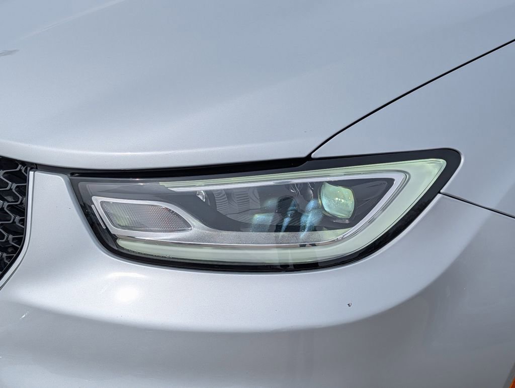 Used 2023 Chrysler Pacifica Touring-L FWD image 16