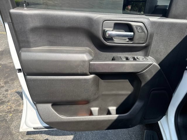 Used 2026 Chevrolet Silverado 2500 Custom w/ Custom Value Package AWD/4WD image 9