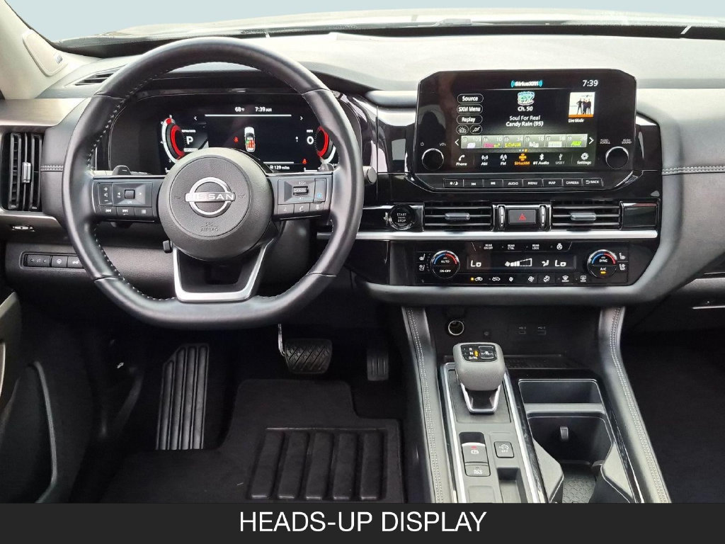 Certified 2025 Nissan Pathfinder Platinum w/ Cargo Package FWD image 13
