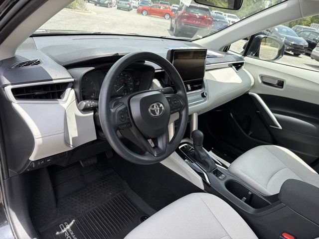 Certified 2025 Toyota Corolla Cross L FWD image 11