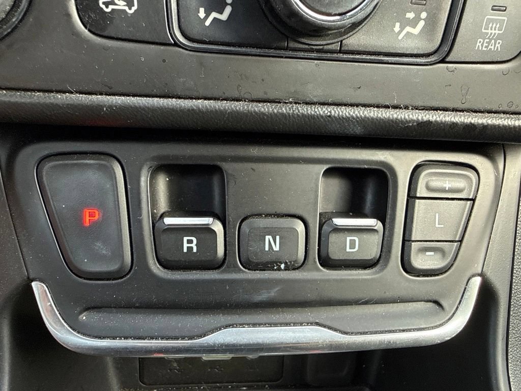 Used 2020 GMC Terrain SLE w/ Driver Convenience Package AWD/4WD image 26