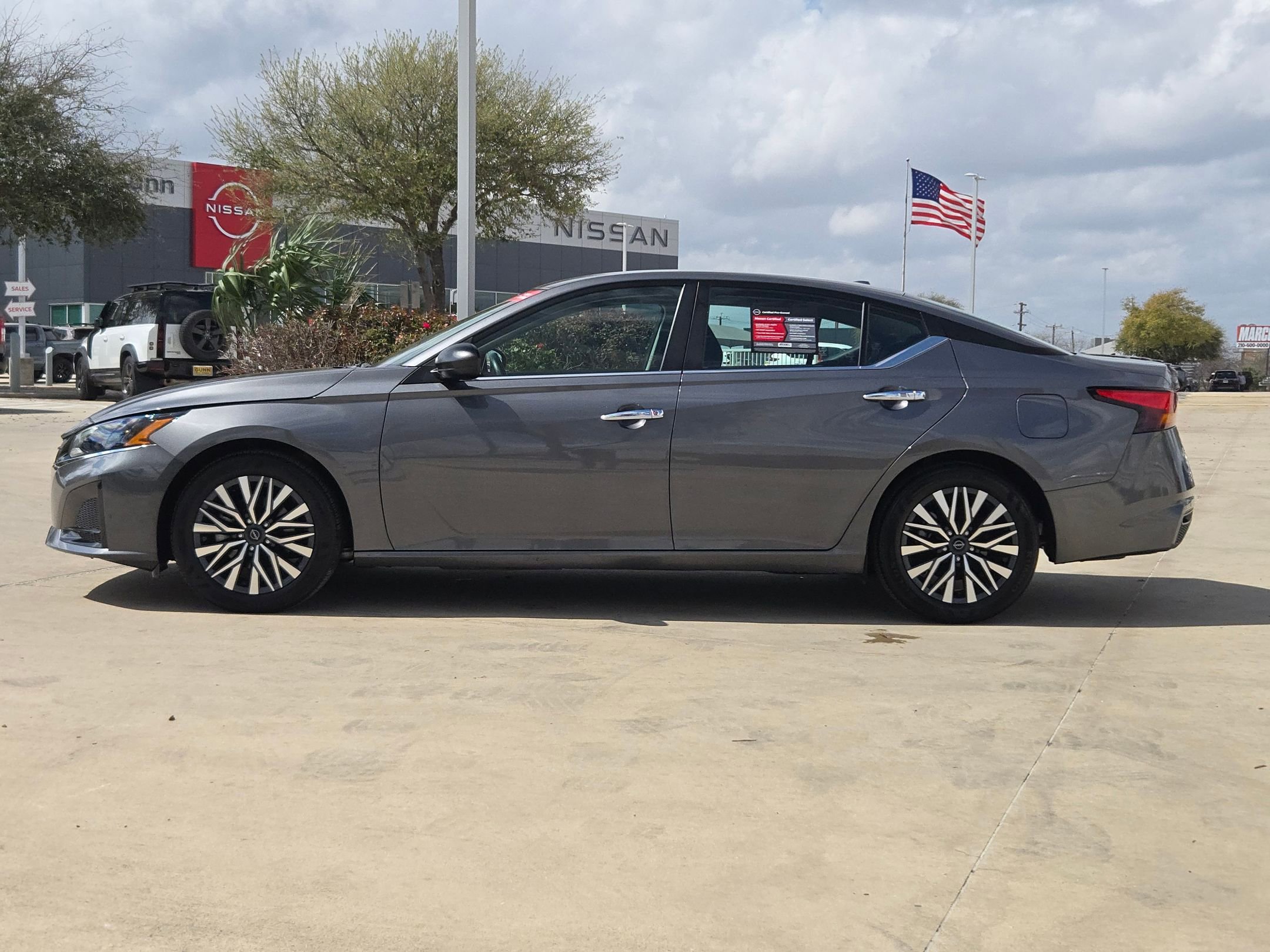 Certified 2025 Nissan Altima 2.5 SV image 4