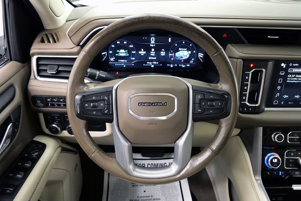 Used 2023 GMC Yukon XL Denali AWD/4WD image 24