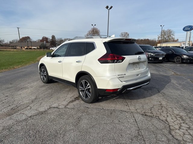 Used 2019 Nissan Rogue SV w/ Premium Package image 7