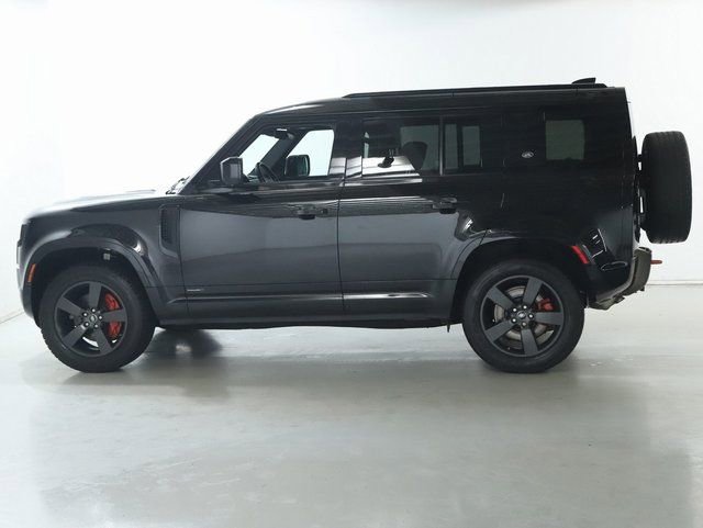 Used 2021 Land Rover Defender 110 X image 4