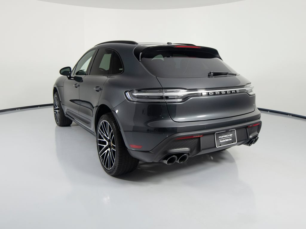 Certified 2026 Porsche Macan AWD/4WD image 8