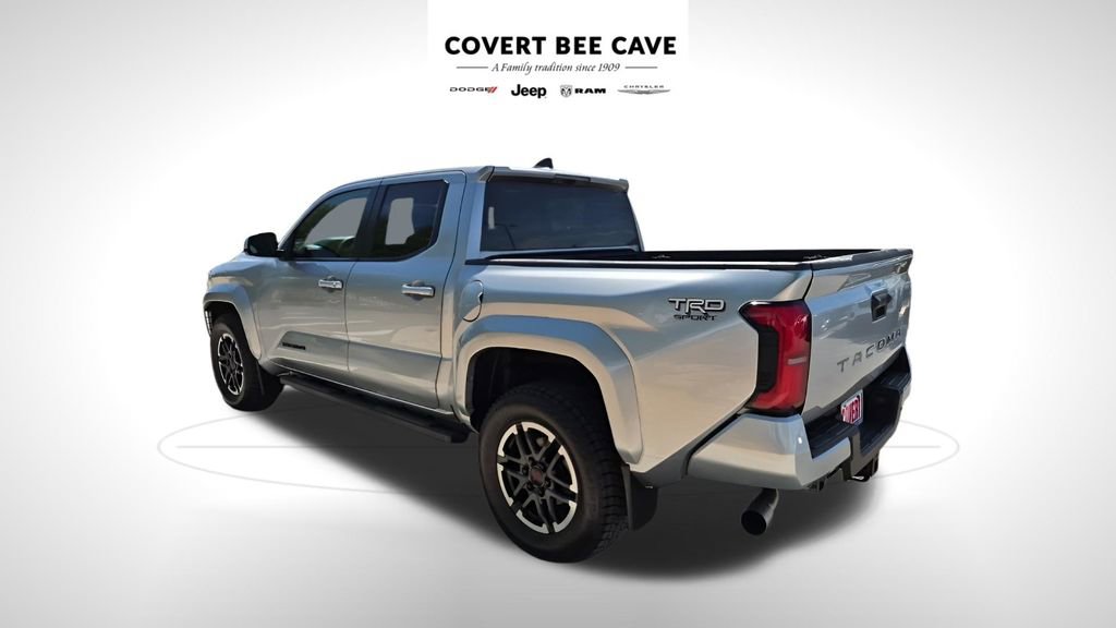 Used 2024 Toyota Tacoma TRD Sport image 8