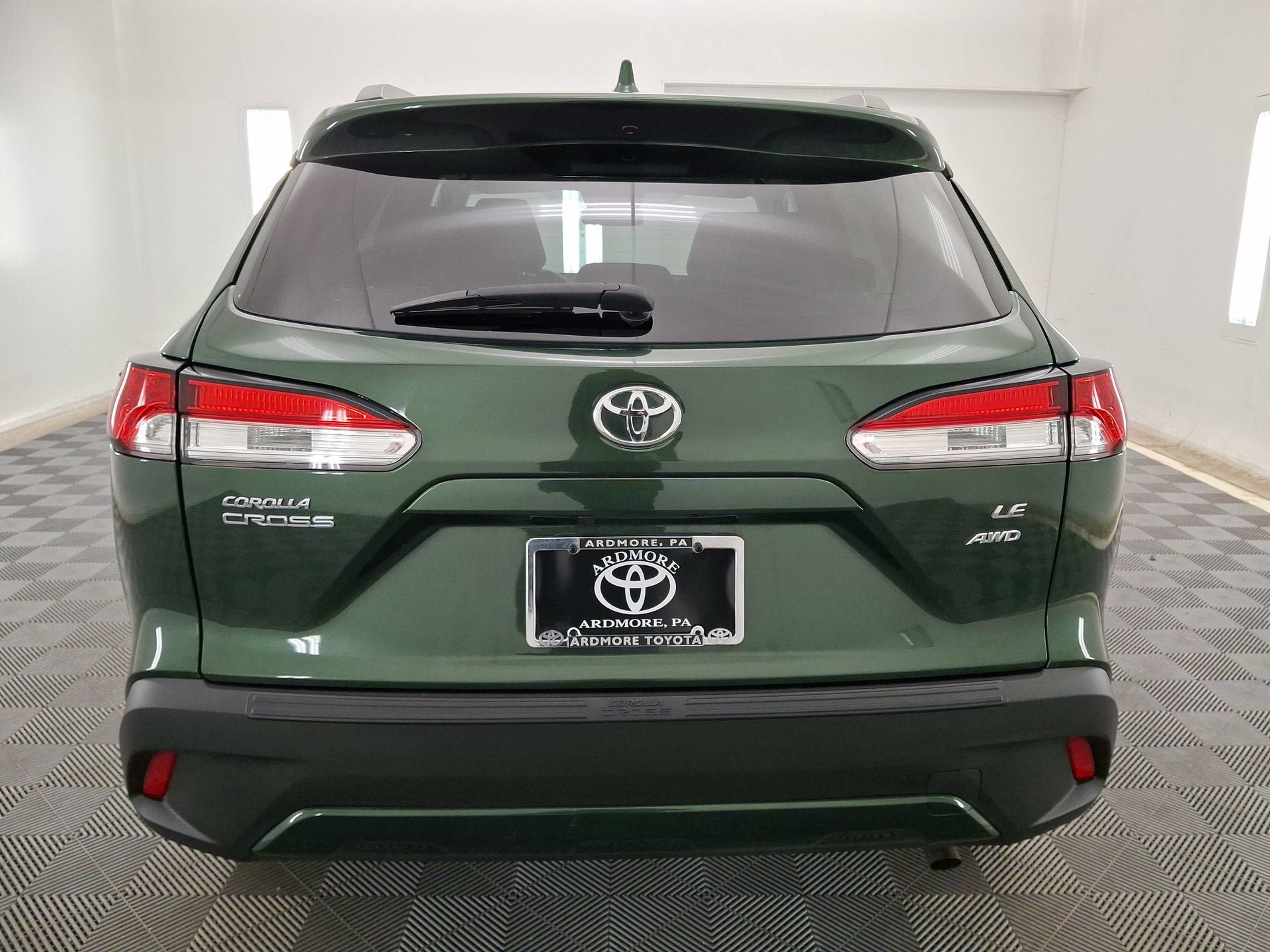 Used 2023 Toyota Corolla Cross LE AWD/4WD image 22
