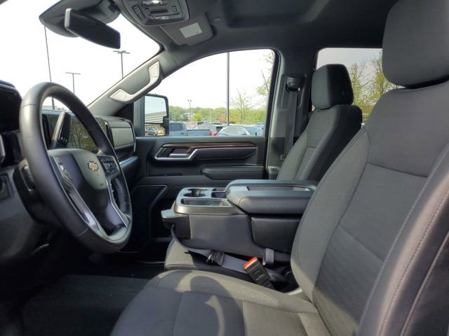 Used 2025 Chevrolet Silverado 2500 LT w/ All Star Edition AWD/4WD image 11
