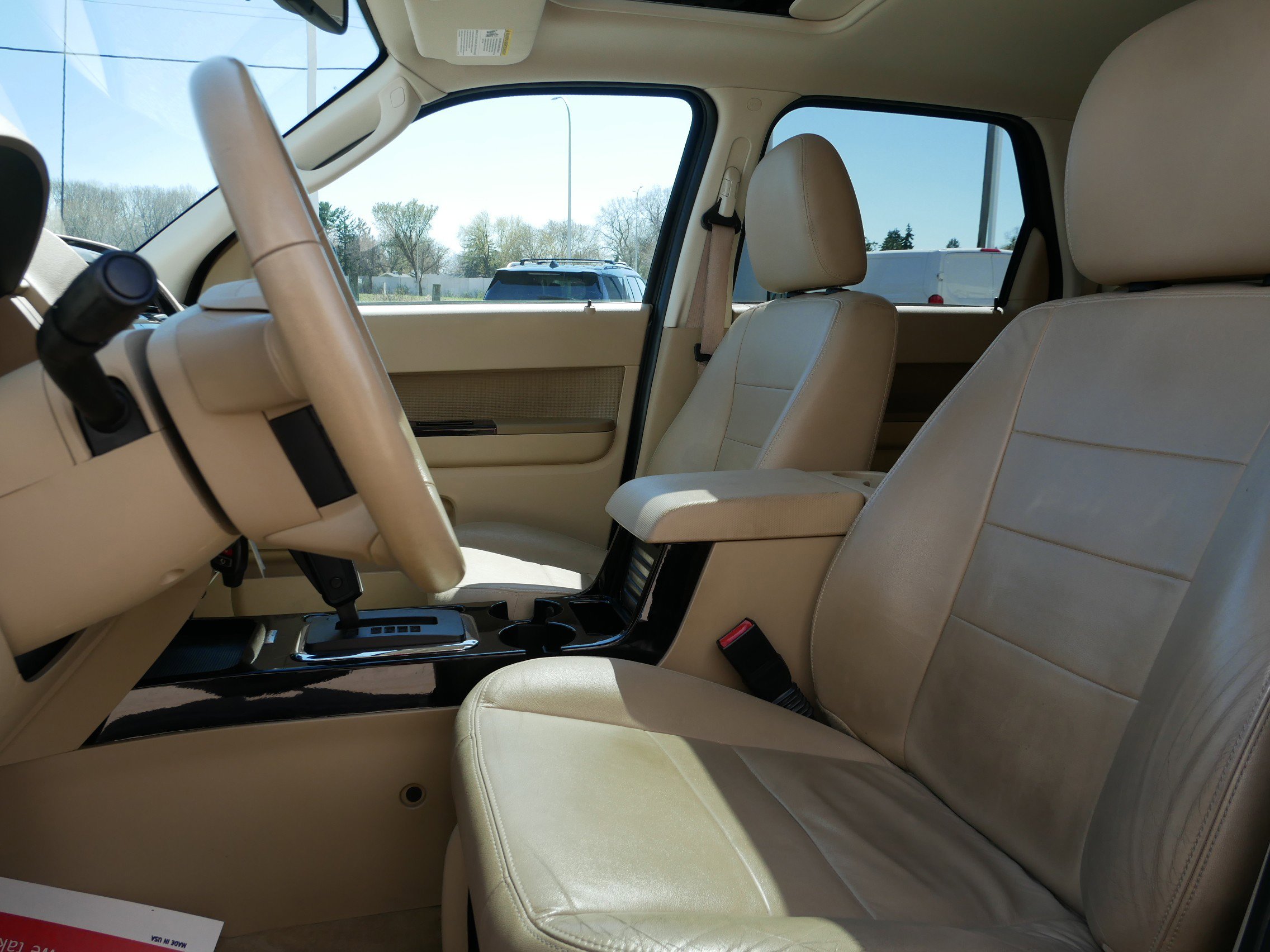 Used 2012 Ford Escape Limited AWD/4WD image 6