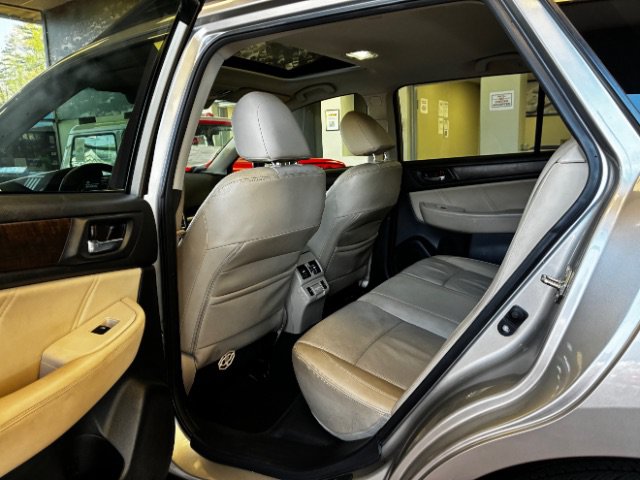 Used 2017 Subaru Forester 2.0XT Touring AWD/4WD image 31