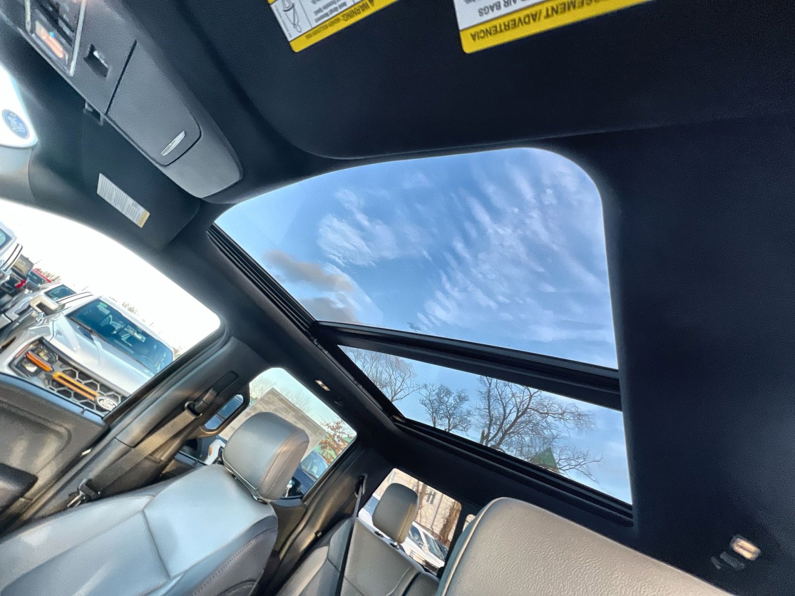 New 2025 Ford F150 Lightning Lariat image 24