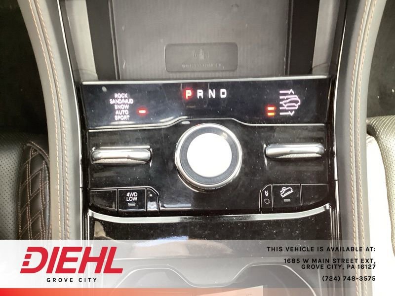 Used 2023 Jeep Grand Cherokee Summit AWD/4WD image 24