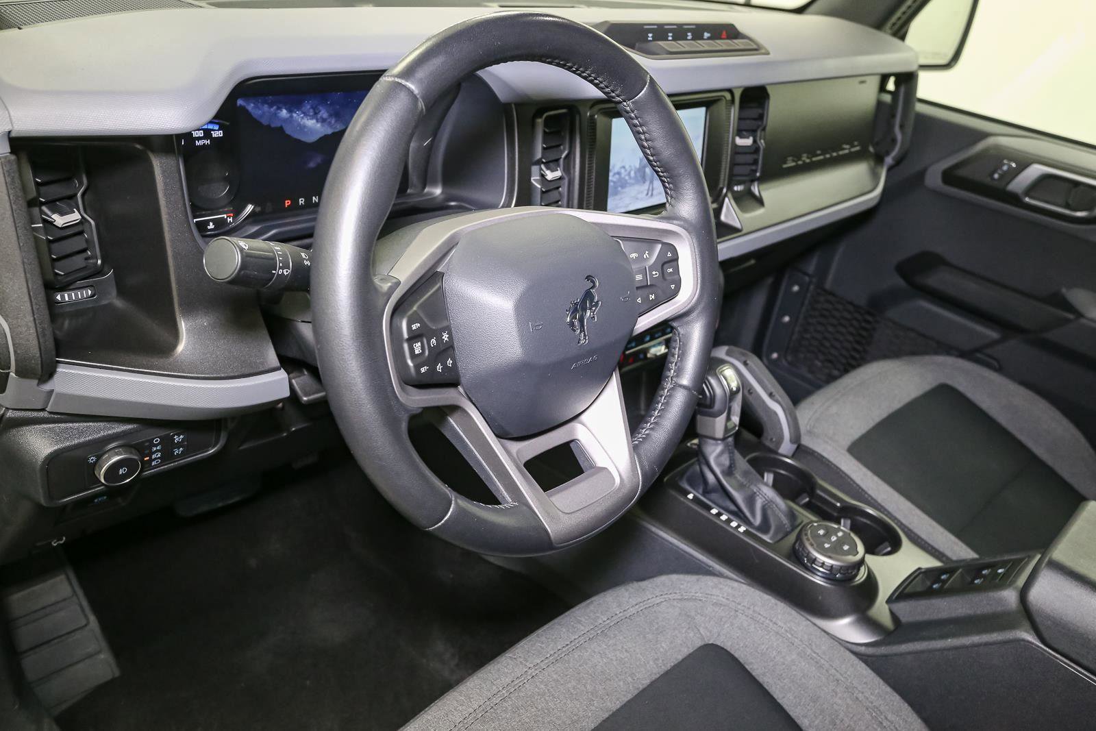 Used 2021 Ford Bronco Big Bend w/ Sasquatch Package AWD/4WD image 24