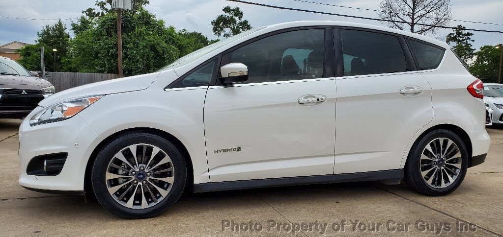 Used 2018 Ford C-MAX Titanium FWD image 16