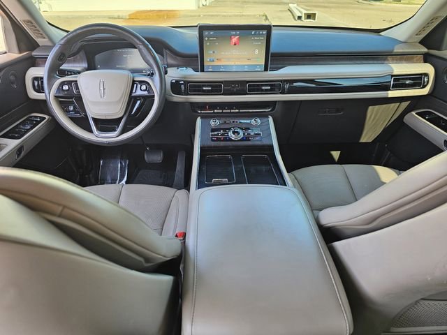 Used 2022 Lincoln Aviator Reserve w/ Elements Package Plus image 8