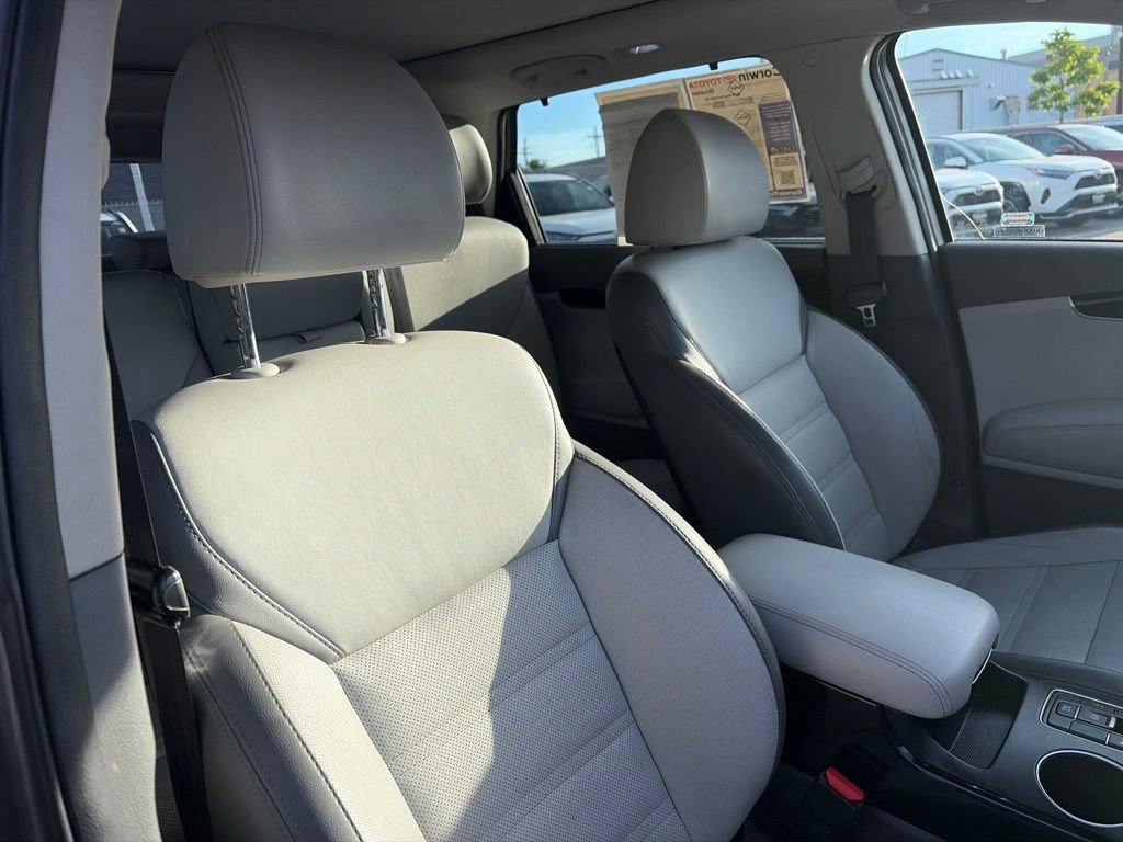 Used 2019 Kia Sorento SX AWD/4WD image 15