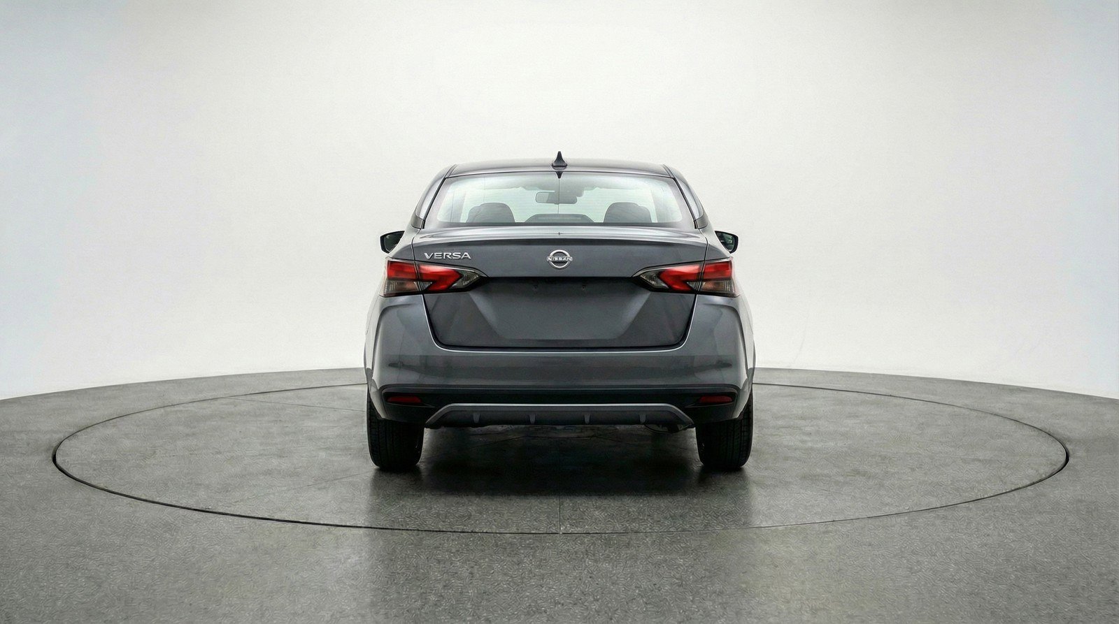 Used 2025 Nissan Versa SV image 7