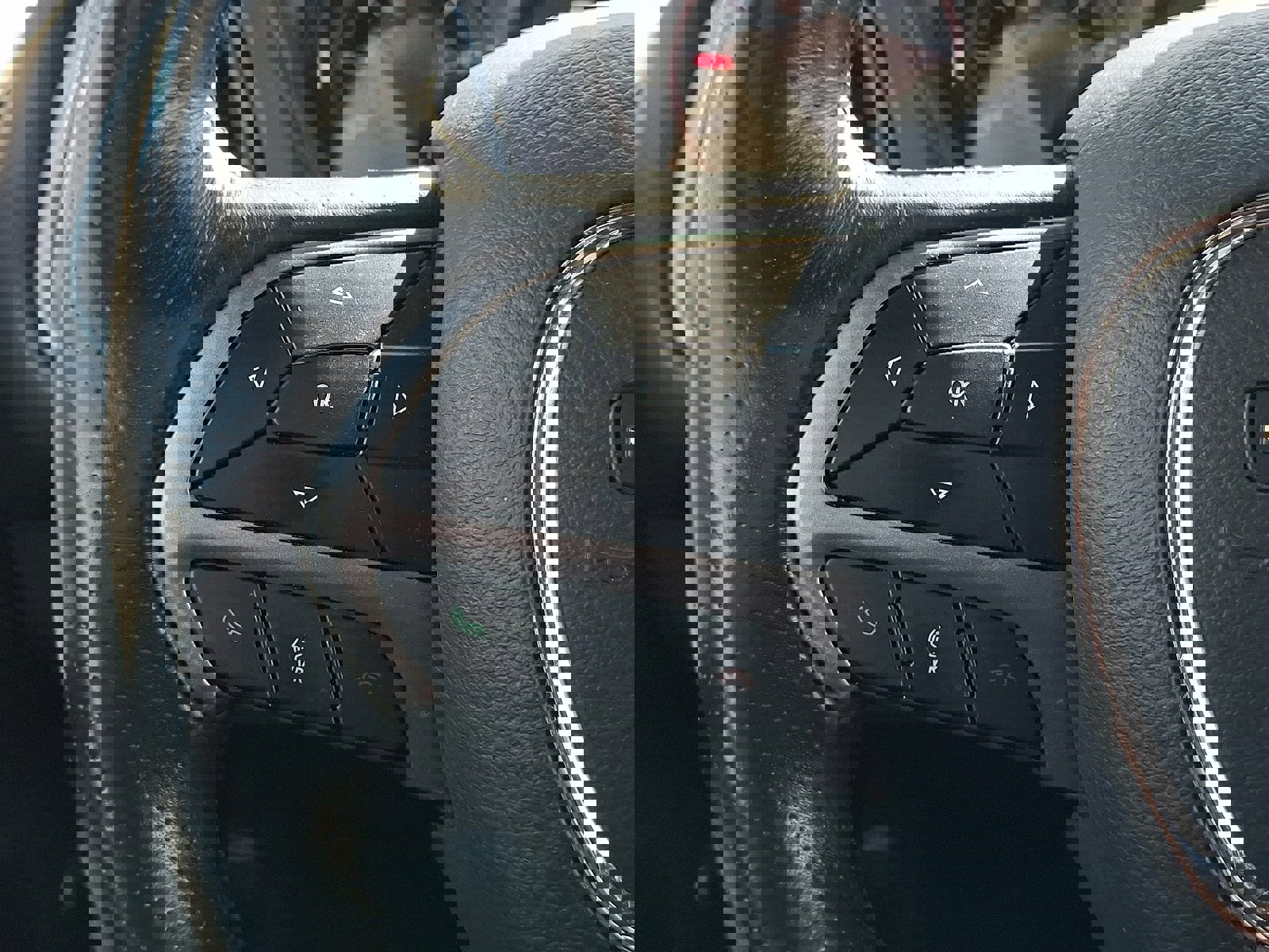 Used 2019 Dodge Challenger SXT w/ Blacktop Package image 19