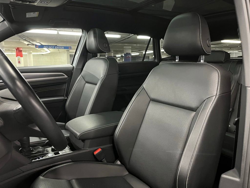 Certified 2020 Volkswagen Atlas Cross Sport SEL image 19