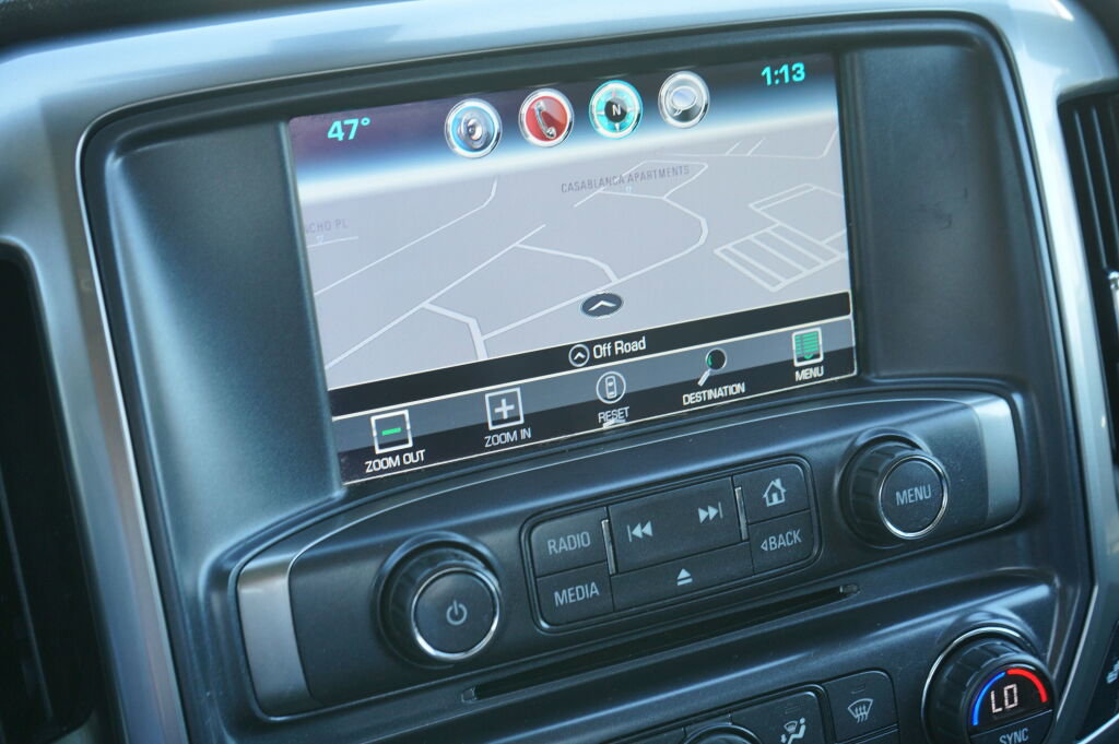 Used 2016 Chevrolet Silverado 2500 LT w/ Midnight Edition image 18