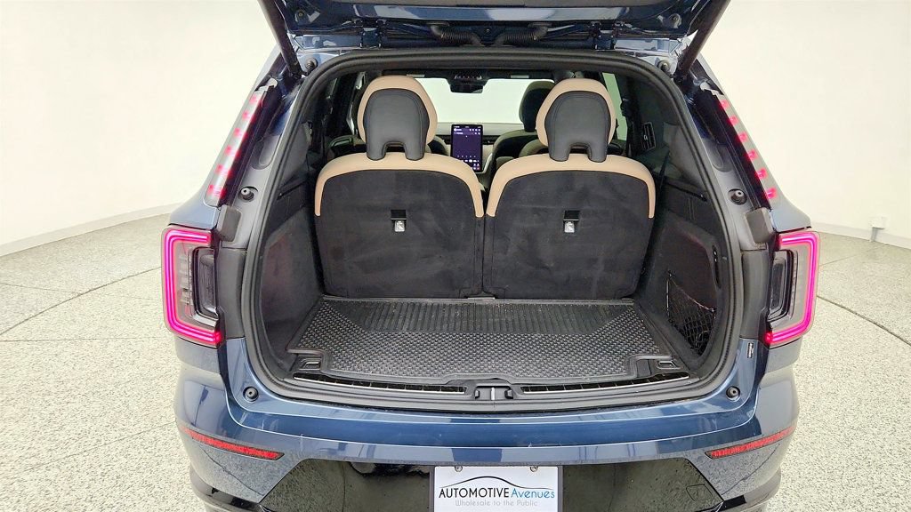 Used 2025 Volvo EX90 Plus AWD/4WD image 20