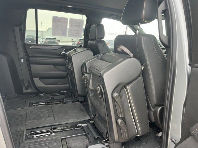 Used 2023 GMC Yukon XL SLT image 43