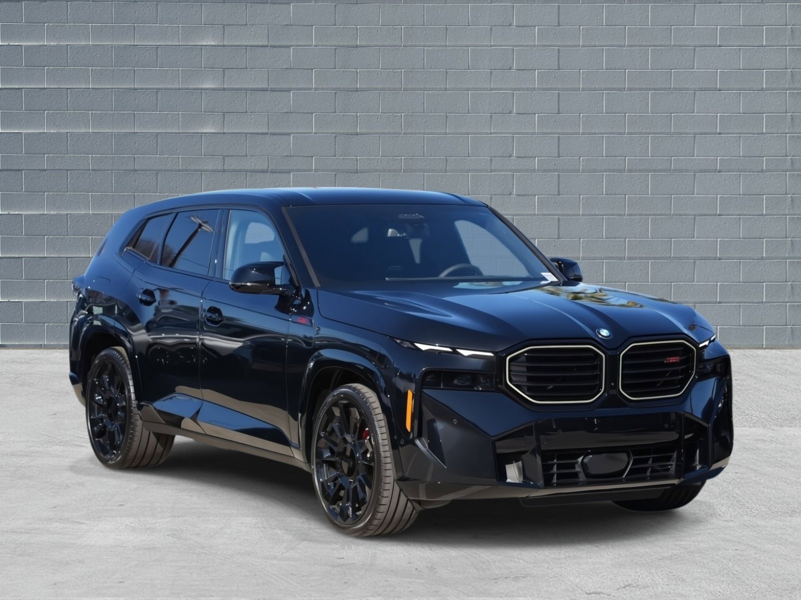 New 2026 BMW XM Label Red image 1