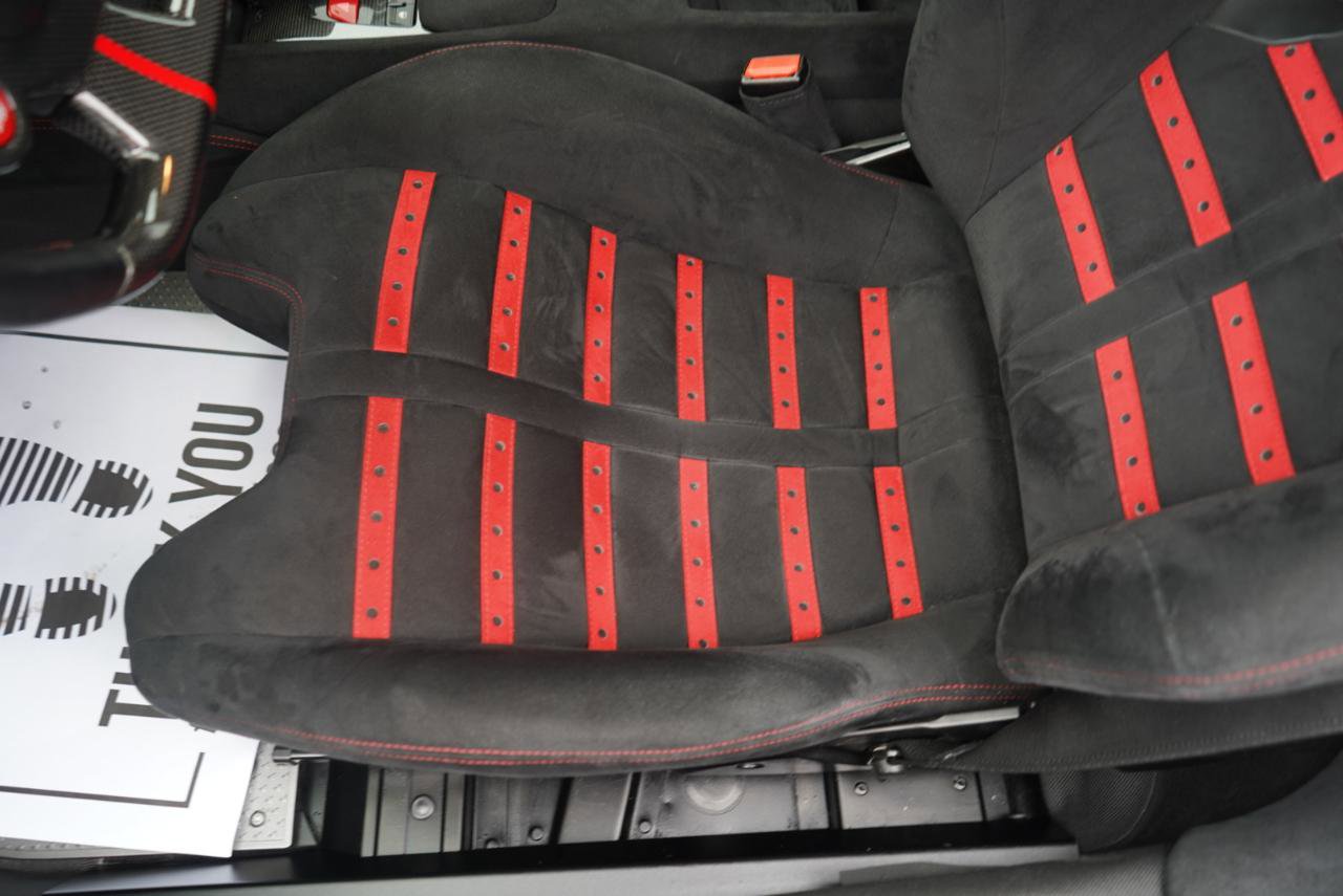 Used 2020 Ferrari 488 Pista Coupe image 19